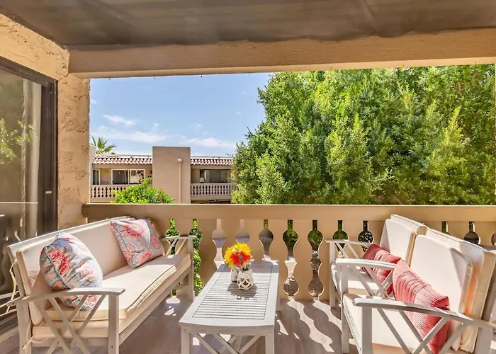 Chic Condo-walk To Old Town Scottsdale