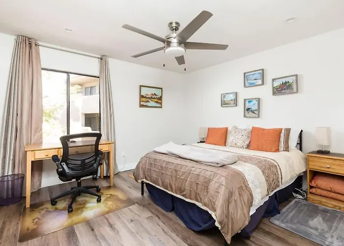Apartment Chic Condo-walk To Old Town